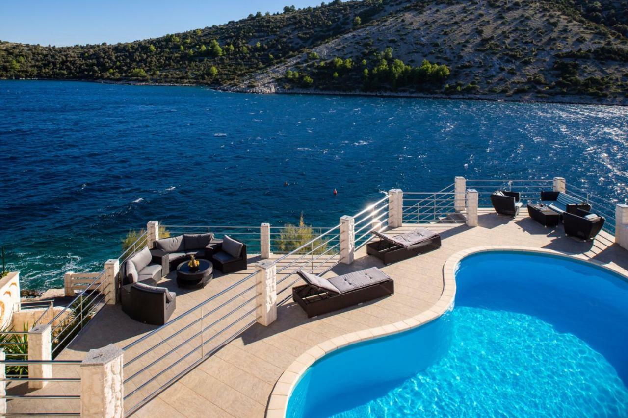 Apartments "Villa Antea" Vinisce Exterior photo